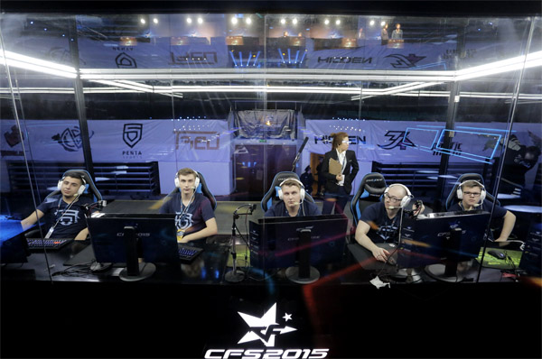 黄蜂队的防 黄蜂队的防