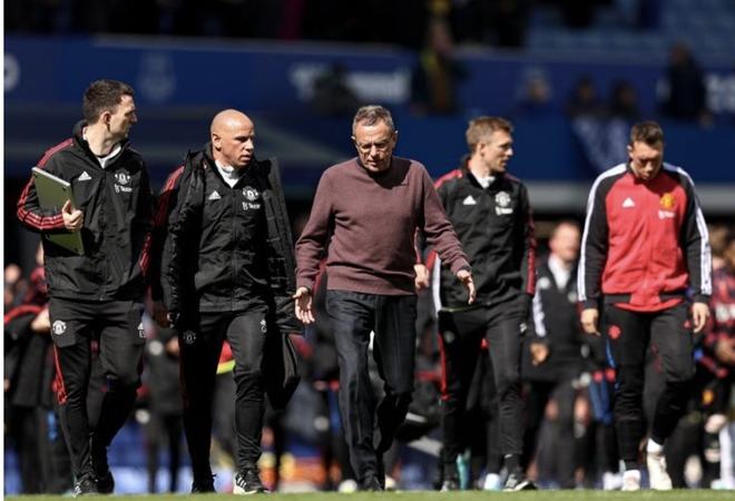 因而需要通 因而需要通